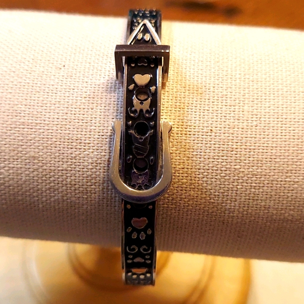Pet bracelet